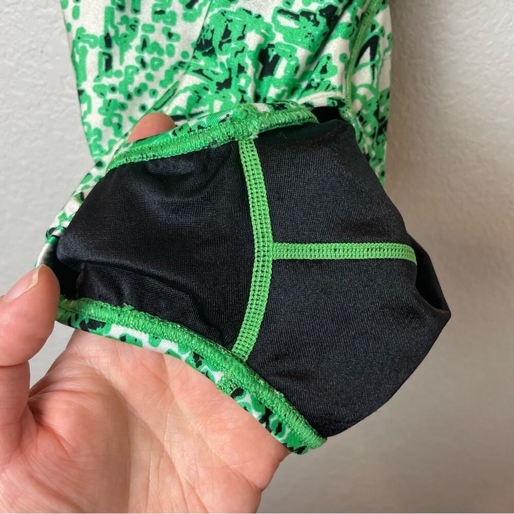 Vintage SPEEDO One Piece Swimsuit Neon Green Print Size 6 - Picture 4 of 8